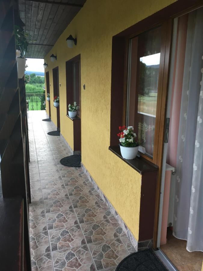 Готель Casa Bambi Совата Екстер'єр фото