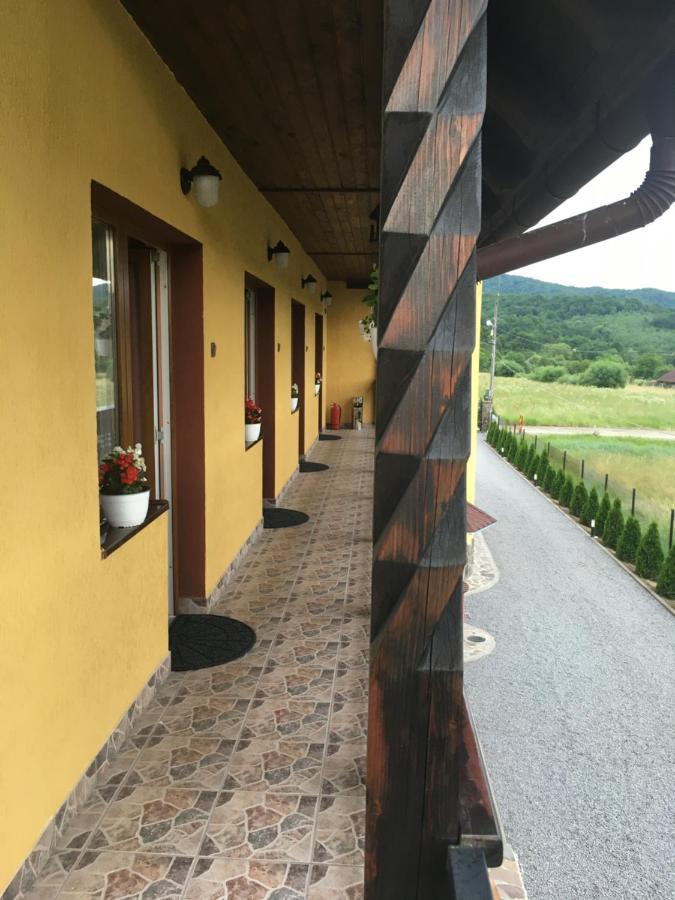 Готель Casa Bambi Совата Екстер'єр фото